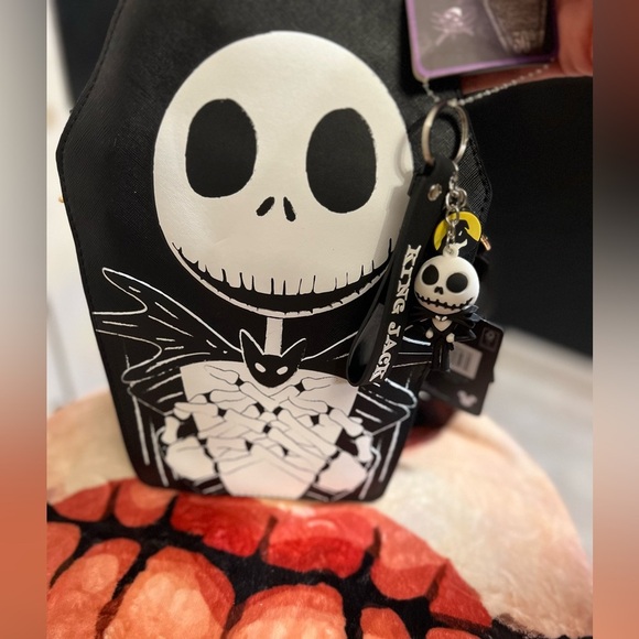 💀🖤NWT-THE NIGHT BEFORE CHRISTMAS JACK SKELLINGTON  “KING JACK” KEYCHAIN🖤💀 - Picture 3 of 9